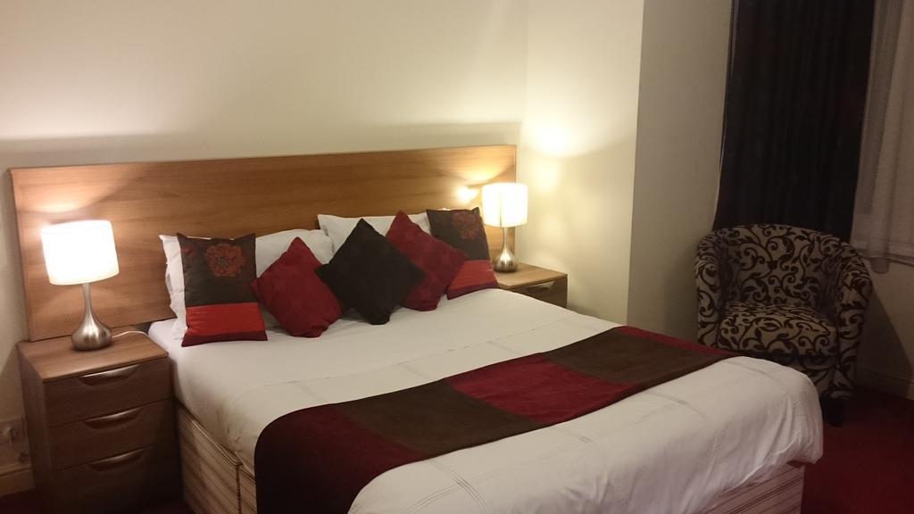 Gateway Express Hotel Newport  Quarto foto